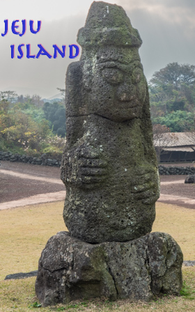 Dolnarubang in the Stone
     Park on Jeju Island