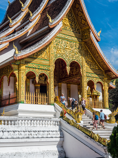  Front view of Haw Pha Bang