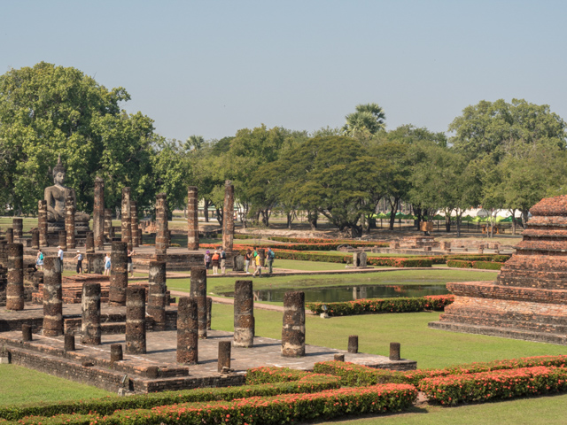 Cycling around Sukothai Historical Park 