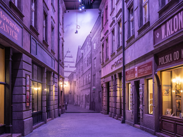 Polish Shopping Street in the 1930s 