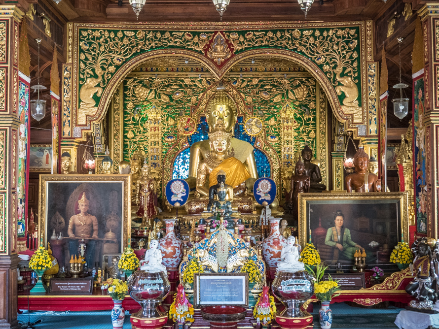  Wat Ming Muang 