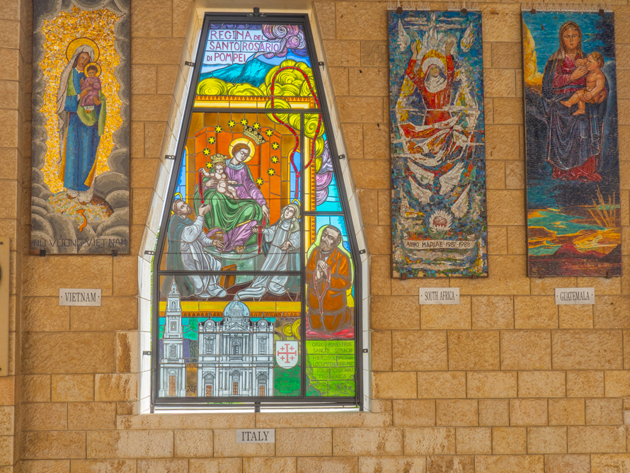 Mosaics at Basilica of the Annuciation - Nazareth